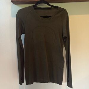 Lululemon swiftly tech long sleeve shirt